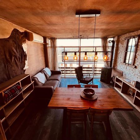 Апартаменты Old West House Pantano De San Juan Сан-Мартин-де-Вальдейглесьяс Экстерьер фото